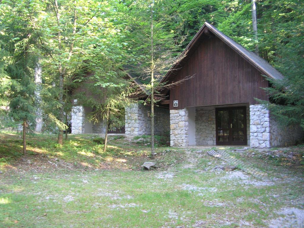 Hotel Camping Pivka Jama Postojna Exterior foto